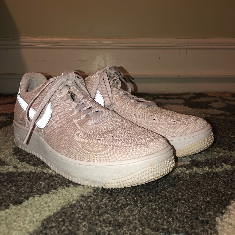 Nike Air Force 1 Fly Knit